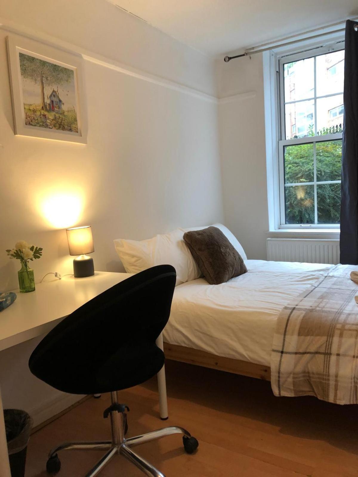 Comfy Private Bedrooms Near O2 Forum Kentish Town, Camden 런던 외부 사진