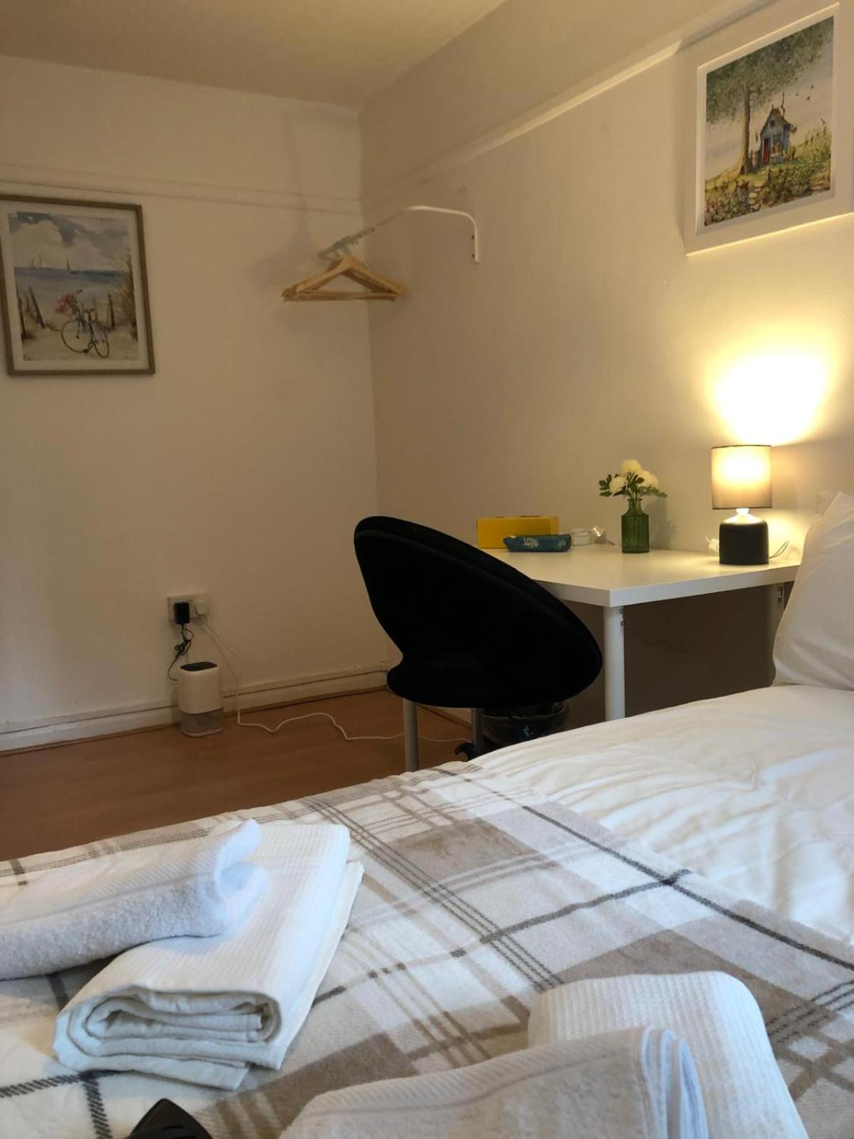 Comfy Private Bedrooms Near O2 Forum Kentish Town, Camden 런던 외부 사진