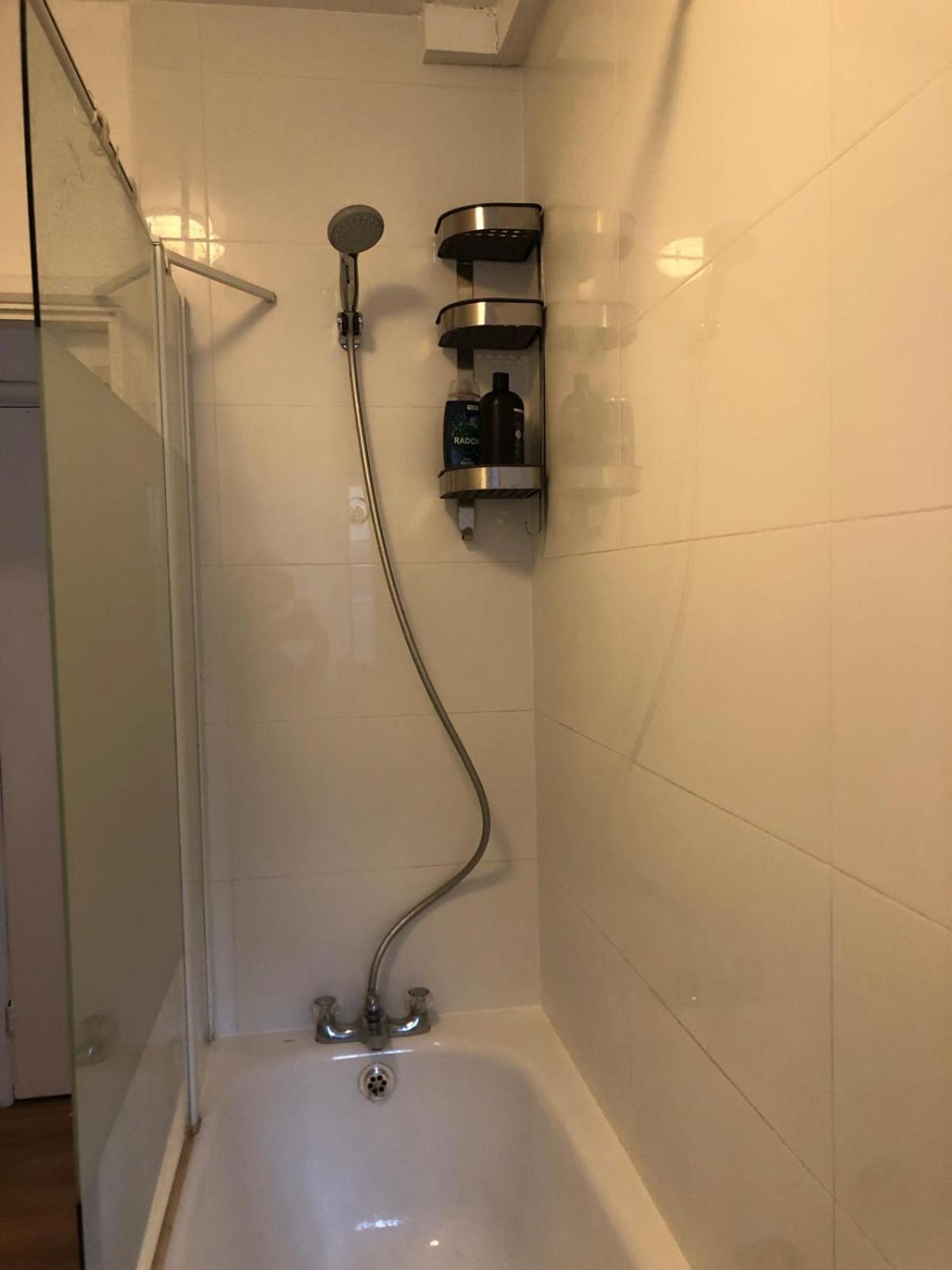 Comfy Private Bedrooms Near O2 Forum Kentish Town, Camden 런던 외부 사진